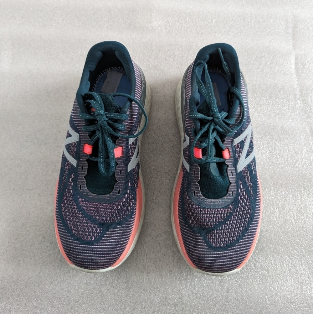 New Balance fresh foam sneakers green pink size 7
